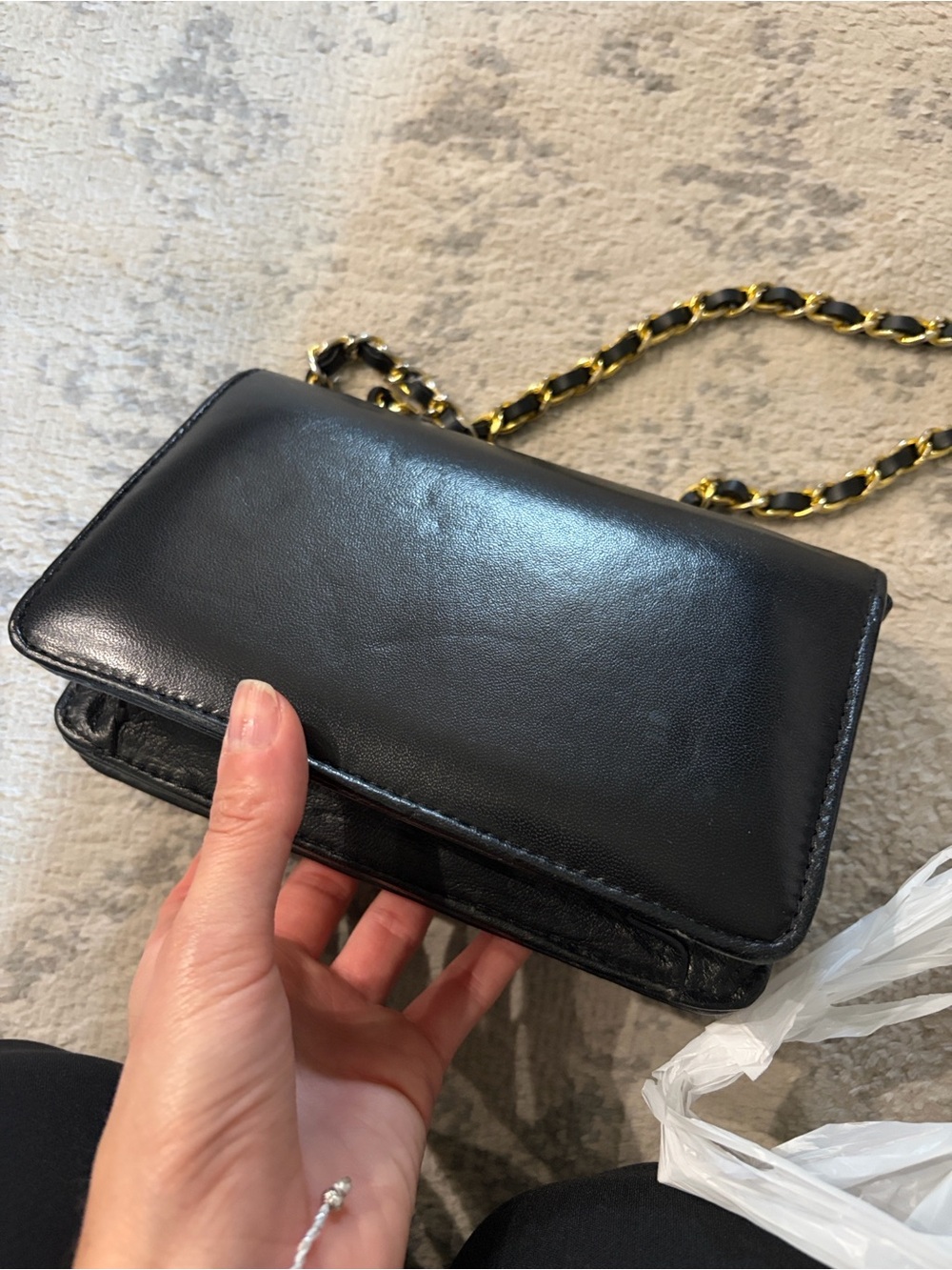 Cc black faux Leather Crossbody Bag with Gold Chain Strap - Picture 6 of 11